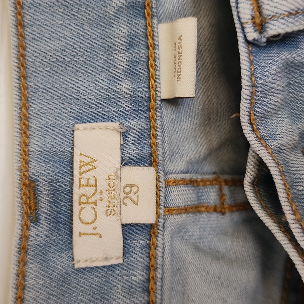 J. CREW Stretch Light Wash Denim. Style C6022. Size 29. - Picture 2 of 7